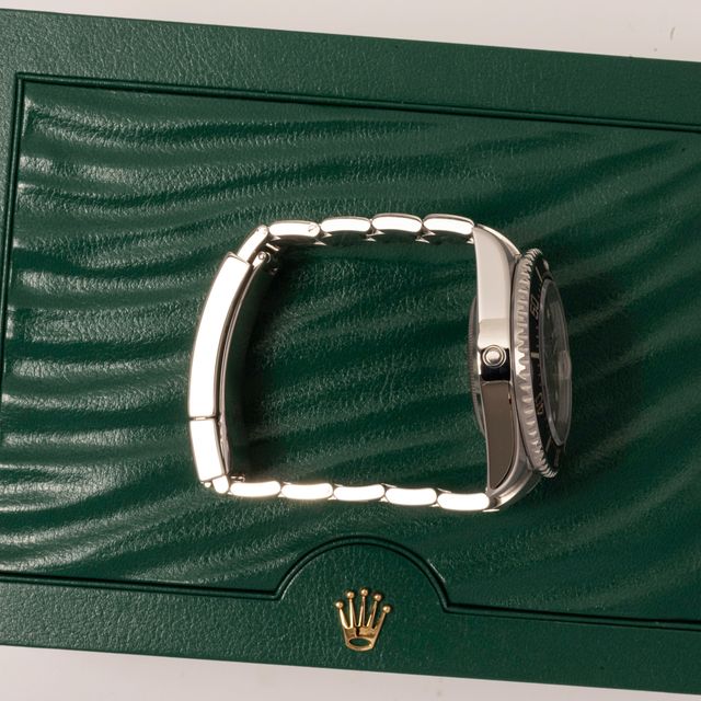 Rolex Sea-Dweller 126600 Image 2